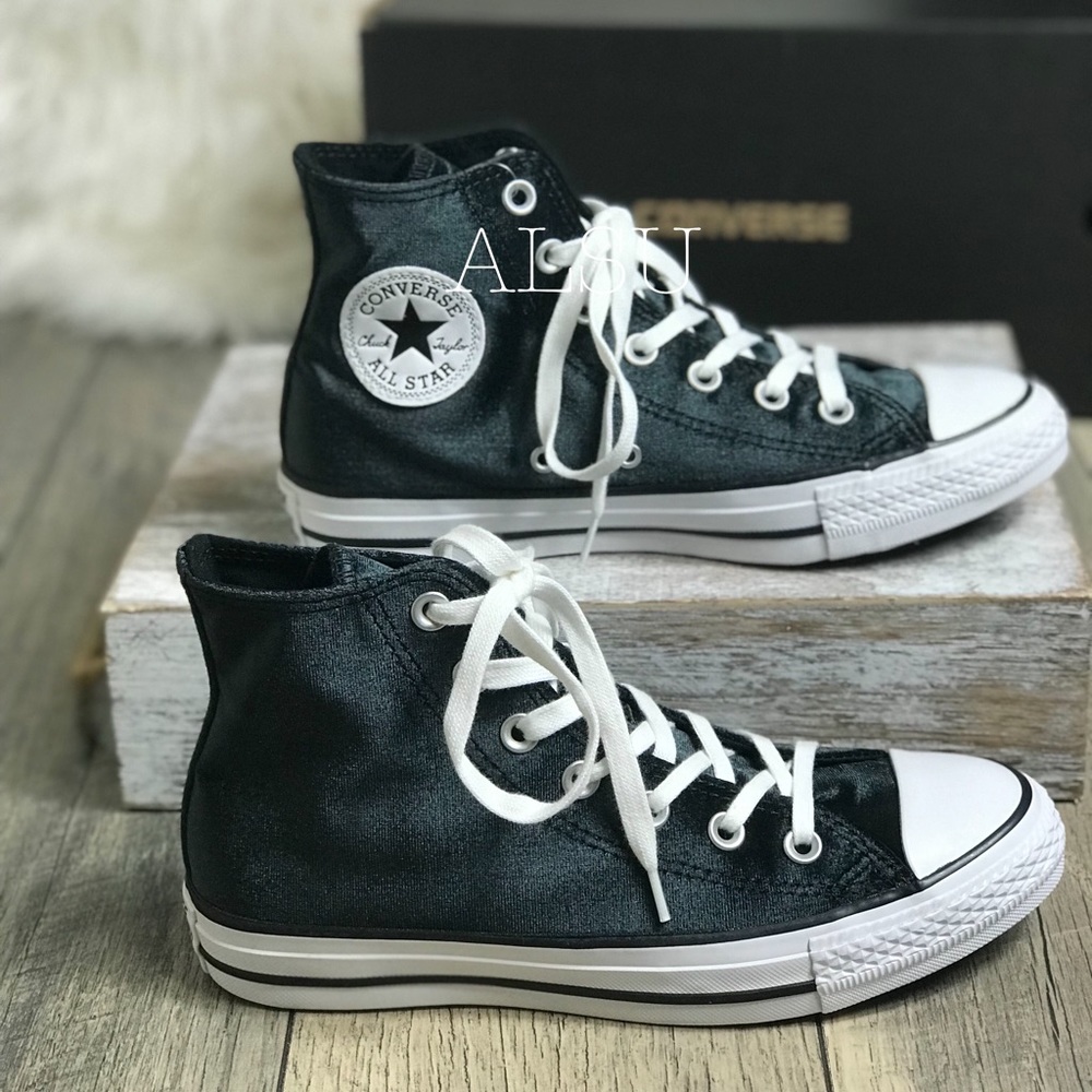 Converse Ctas Hi Velvet Black White W AUTHENTIC - Picture 7 of 7